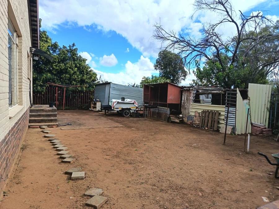 4 Bedroom Property for Sale in Lakeview Free State